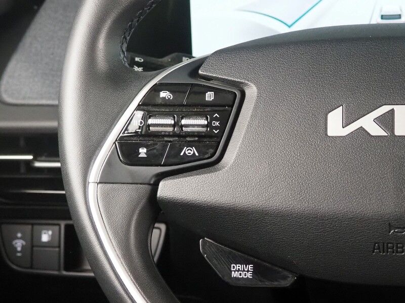 2024 Kia EV6 Light Long Range RWD *NAVIGATION, SAFETY ALERTS, ADAPTIVE CRUISE, BACKUP-CAMERA, DIGITAL COCKPIT, HEATED SEATS, REMOTE START, 19 INCH WHEELS, WIRELESS CHARGING, ANDROID & APPLE Round Rock TX
