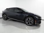 2024 Kia EV6 Wind (77 kWh Battery - 310 Mile Range) *NAVIGATION, SAFETY ALERTS, ADAPTIVE CRUISE, BACKUP-CAMERA, DIGITAL COCKPIT, VEGAN LEATHER, CLIMATE SEATS, WIRELESS CHARING, MERIDIAN AUDIO, APPLE CARPLAY