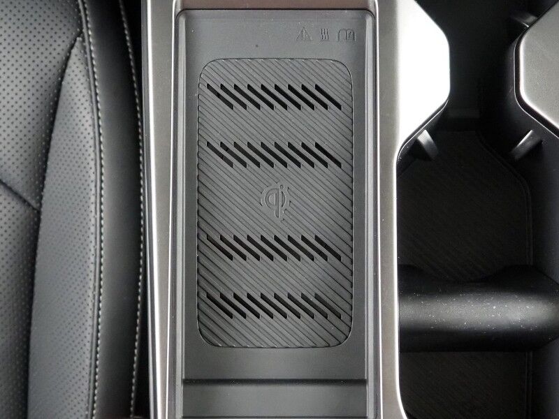 2024 Kia EV6 Wind AWD *NAVIGATION, SAFETY ALERTS, ADAPTIVE CRUISE, 360 VIEW CAMERAS, DIGITAL COCKPIT, VEGAN LEATHER, CLIMATE SEATS, WIRELESS CHARING, MERIDIAN AUDIO, ANDROID & APPLE Round Rock TX