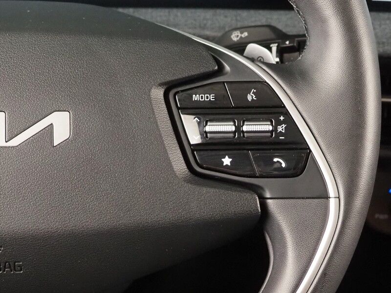 2024 Kia EV6 Wind AWD *NAVIGATION, SAFETY ALERTS, ADAPTIVE CRUISE, 360 VIEW CAMERAS, DIGITAL COCKPIT, VEGAN LEATHER, CLIMATE SEATS, WIRELESS CHARING, MERIDIAN AUDIO, ANDROID & APPLE Round Rock TX