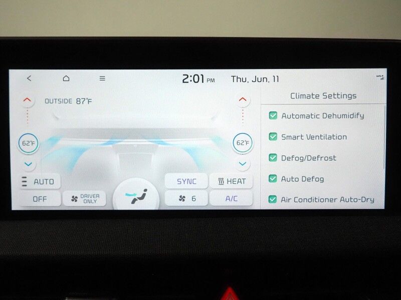 2024 Kia EV6 Wind AWD *NAVIGATION, SAFETY ALERTS, ADAPTIVE CRUISE, 360 VIEW CAMERAS, DIGITAL COCKPIT, VEGAN LEATHER, CLIMATE SEATS, WIRELESS CHARING, MERIDIAN AUDIO, ANDROID & APPLE Round Rock TX