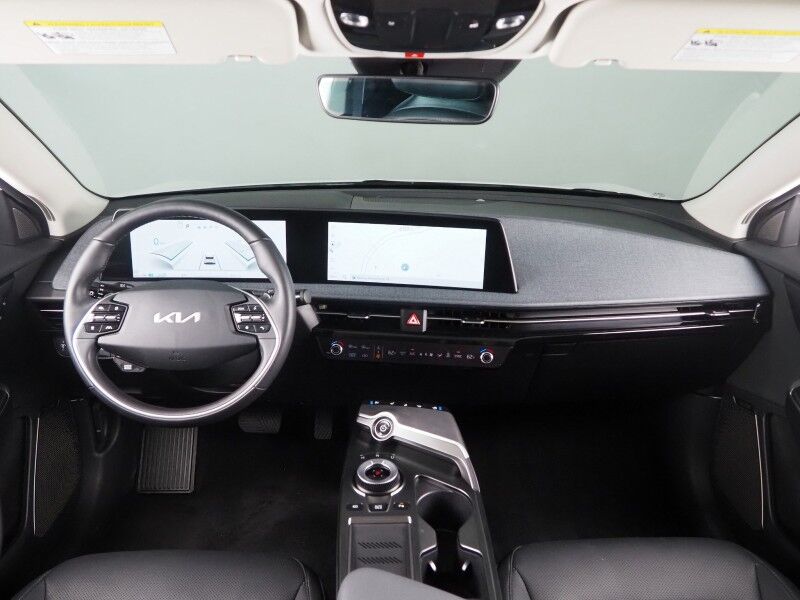 2024 Kia EV6 Wind AWD *NAVIGATION, SAFETY ALERTS, ADAPTIVE CRUISE, 360 VIEW CAMERAS, DIGITAL COCKPIT, VEGAN LEATHER, CLIMATE SEATS, WIRELESS CHARING, MERIDIAN AUDIO, ANDROID & APPLE