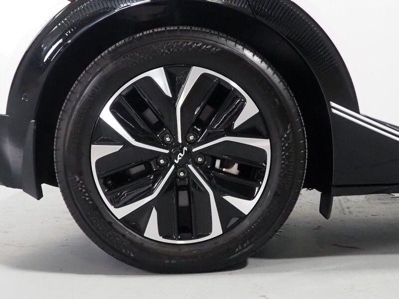 2024 Kia EV6 Wind AWD *NAVIGATION, SAFETY ALERTS, ADAPTIVE CRUISE, 360 VIEW CAMERAS, DIGITAL COCKPIT, VEGAN LEATHER, CLIMATE SEATS, WIRELESS CHARING, MERIDIAN AUDIO, ANDROID & APPLE Round Rock TX