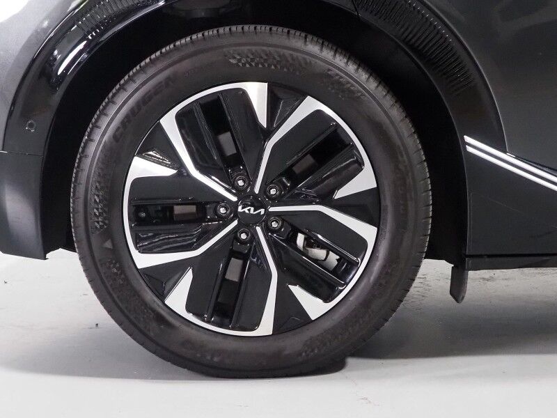 2024 Kia EV6 Wind AWD *NAVIGATION, SAFETY ALERTS, ADAPTIVE CRUISE, 360 VIEW CAMERAS, DIGITAL COCKPIT, VEGAN LEATHER, CLIMATE SEATS, WIRELESS CHARING, MERIDIAN AUDIO, ANDROID & APPLE Round Rock TX