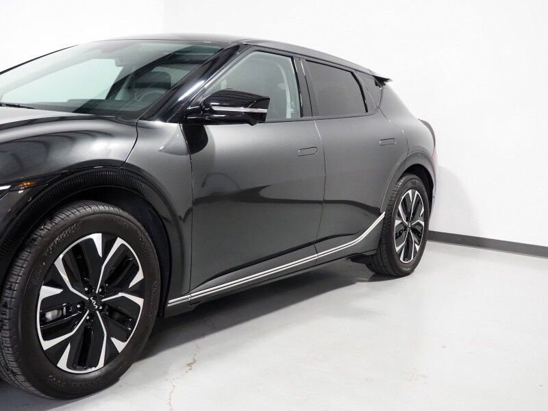 2024 Kia EV6 Wind AWD *NAVIGATION, SAFETY ALERTS, ADAPTIVE CRUISE, 360 VIEW CAMERAS, DIGITAL COCKPIT, VEGAN LEATHER, CLIMATE SEATS, WIRELESS CHARING, MERIDIAN AUDIO, ANDROID & APPLE Round Rock TX