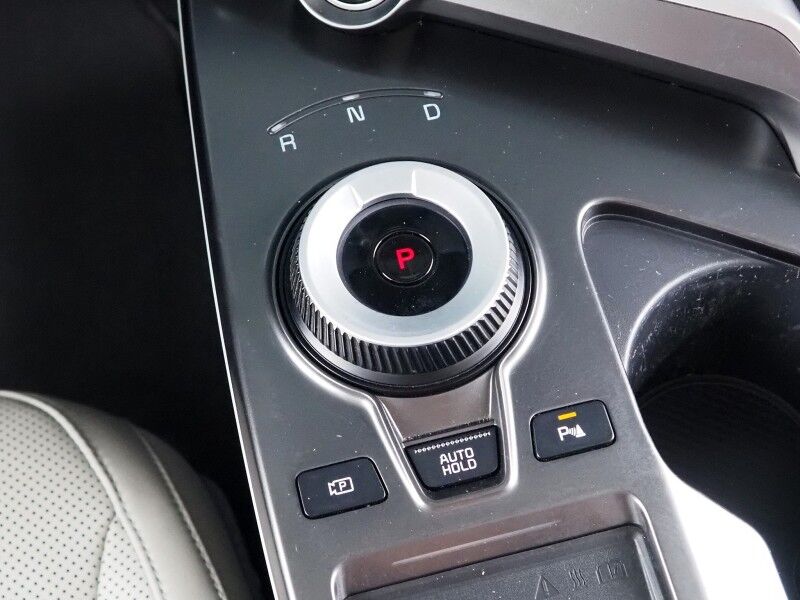 2024 Kia EV6 Wind AWD *NAVIGATION, SAFETY ALERTS, ADAPTIVE CRUISE, BACKUP-CAMERA, DIGITAL COCKPIT, VEGAN LEATHER, CLIMATE SEATS, HEATED STEERING, WIRELESS CHARGING, MERIDIAN AUDIO, ANDROID & APPLE Round Rock TX