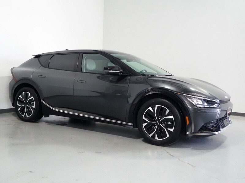 2024 Kia EV6 Wind AWD *NAVIGATION, SAFETY ALERTS, ADAPTIVE CRUISE, BACKUP-CAMERA, DIGITAL COCKPIT, VEGAN LEATHER, CLIMATE SEATS, HEATED STEERING, WIRELESS CHARGING, MERIDIAN AUDIO, ANDROID & APPLE