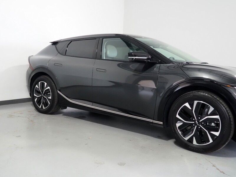 2024 Kia EV6 Wind AWD *NAVIGATION, SAFETY ALERTS, ADAPTIVE CRUISE, BACKUP-CAMERA, DIGITAL COCKPIT, VEGAN LEATHER, CLIMATE SEATS, HEATED STEERING, WIRELESS CHARGING, MERIDIAN AUDIO, ANDROID & APPLE Round Rock TX