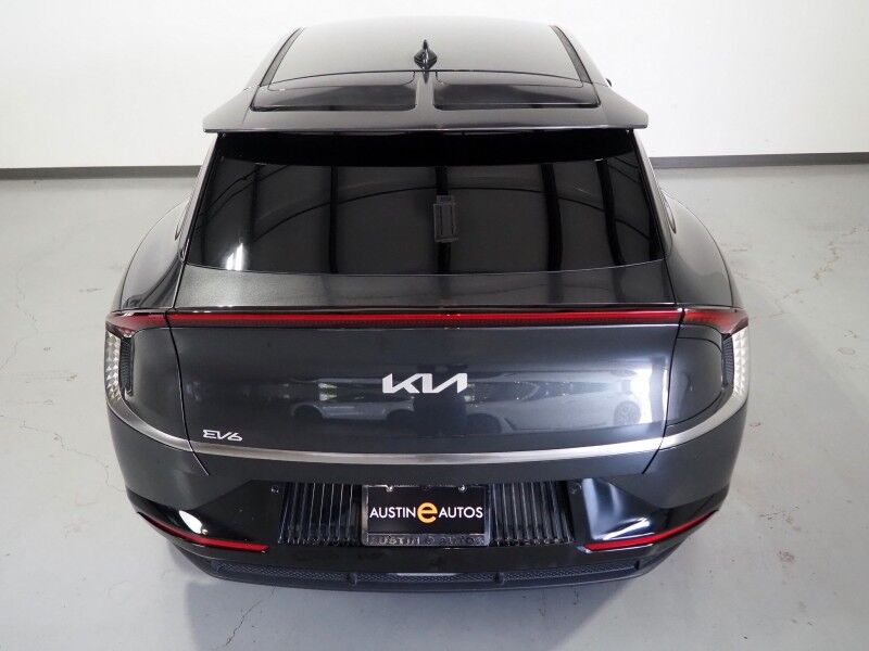 2024 Kia EV6 Wind AWD *NAVIGATION, SAFETY ALERTS, ADAPTIVE CRUISE, BACKUP-CAMERA, DIGITAL COCKPIT, VEGAN LEATHER, CLIMATE SEATS, HEATED STEERING, WIRELESS CHARGING, MERIDIAN AUDIO, ANDROID & APPLE Round Rock TX