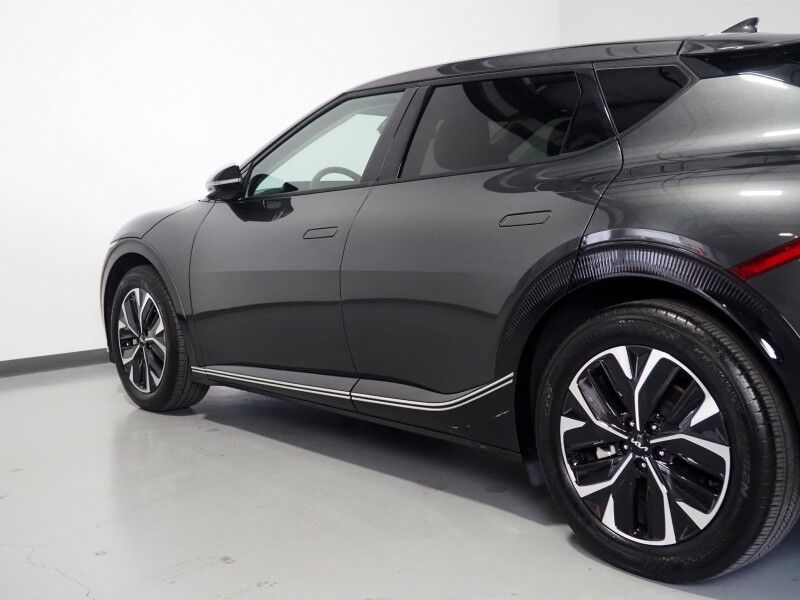 2024 Kia EV6 Wind AWD *NAVIGATION, SAFETY ALERTS, ADAPTIVE CRUISE, BACKUP-CAMERA, DIGITAL COCKPIT, VEGAN LEATHER, CLIMATE SEATS, HEATED STEERING, WIRELESS CHARGING, MERIDIAN AUDIO, ANDROID & APPLE Round Rock TX