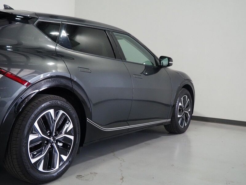 2024 Kia EV6 Wind AWD *NAVIGATION, SAFETY ALERTS, ADAPTIVE CRUISE, BACKUP-CAMERA, DIGITAL COCKPIT, VEGAN LEATHER, CLIMATE SEATS, HEATED STEERING, WIRELESS CHARGING, MERIDIAN AUDIO, ANDROID & APPLE Round Rock TX