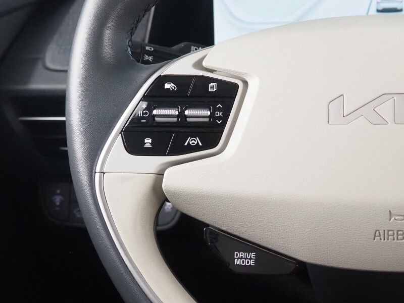 2024 Kia EV6 Wind AWD *NAVIGATION, SAFETY ALERTS, ADAPTIVE CRUISE, BACKUP-CAMERA, DIGITAL COCKPIT, VEGAN LEATHER, CLIMATE SEATS, HEATED STEERING, WIRELESS CHARGING, MERIDIAN AUDIO, ANDROID & APPLE Round Rock TX