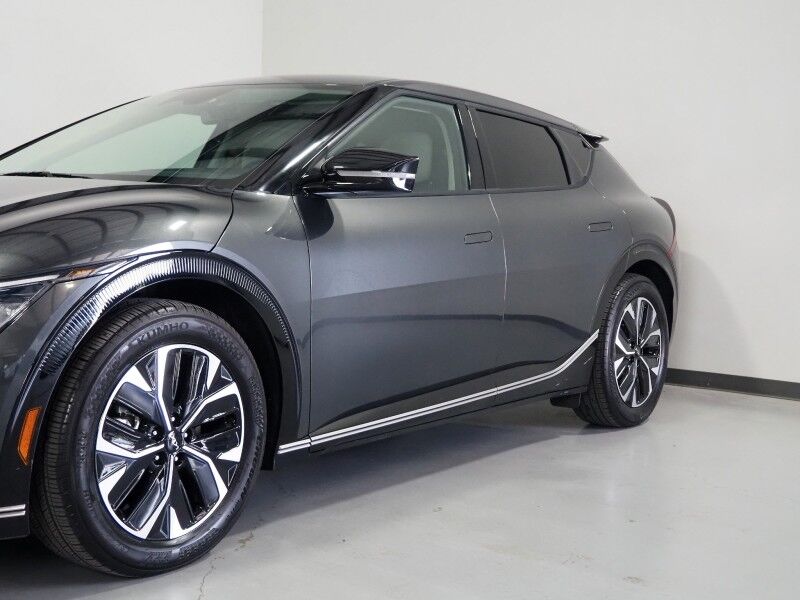2024 Kia EV6 Wind AWD *NAVIGATION, SAFETY ALERTS, ADAPTIVE CRUISE, BACKUP-CAMERA, DIGITAL COCKPIT, VEGAN LEATHER, CLIMATE SEATS, HEATED STEERING, WIRELESS CHARGING, MERIDIAN AUDIO, ANDROID & APPLE Round Rock TX