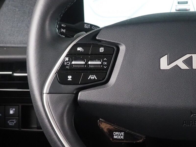 2024 Kia EV6 Wind *NAVIGATION, SAFETY ALERTS, ADAPTIVE CRUISE, 360 VIEW CAMERAS, DIGITAL COCKPIT, VEGAN LEATHER, CLIMATE SEATS, WIRELESS CHARING, MERIDIAN AUDIO, ANDROID & APPLE Round Rock TX