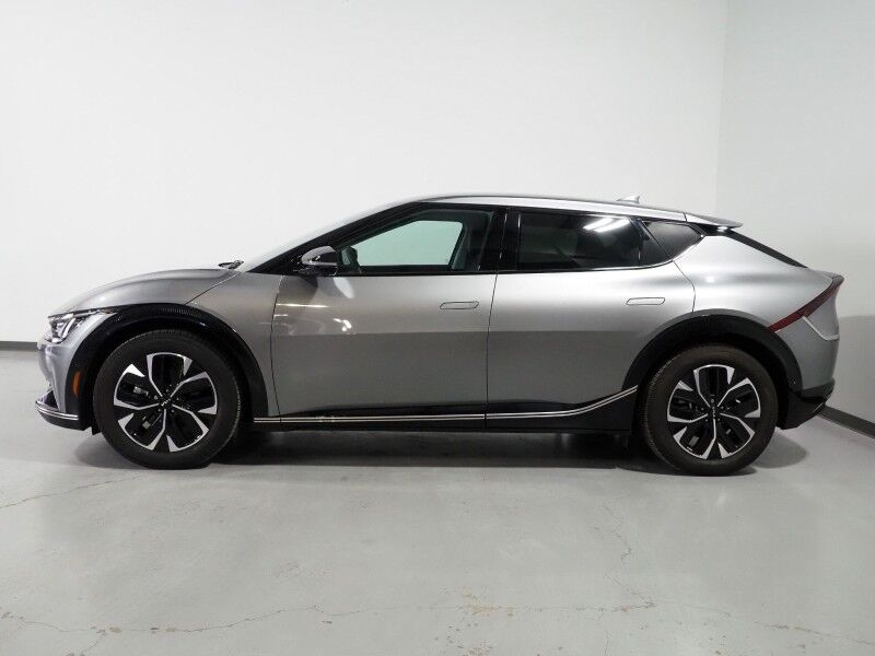 2024 Kia EV6 Wind *NAVIGATION, SAFETY ALERTS, ADAPTIVE CRUISE, 360 VIEW CAMERAS, DIGITAL COCKPIT, VEGAN LEATHER, CLIMATE SEATS, WIRELESS CHARING, MERIDIAN AUDIO, ANDROID & APPLE Round Rock TX