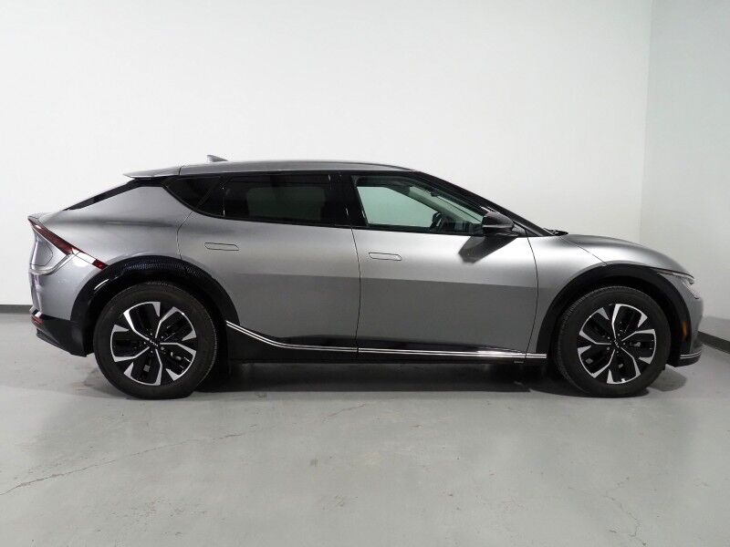 2024 Kia EV6 Wind *NAVIGATION, SAFETY ALERTS, ADAPTIVE CRUISE, 360 VIEW CAMERAS, DIGITAL COCKPIT, VEGAN LEATHER, CLIMATE SEATS, WIRELESS CHARING, MERIDIAN AUDIO, ANDROID & APPLE Round Rock TX