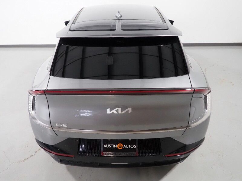 2024 Kia EV6 Wind *NAVIGATION, SAFETY ALERTS, ADAPTIVE CRUISE, 360 VIEW CAMERAS, DIGITAL COCKPIT, VEGAN LEATHER, CLIMATE SEATS, WIRELESS CHARING, MERIDIAN AUDIO, ANDROID & APPLE Round Rock TX