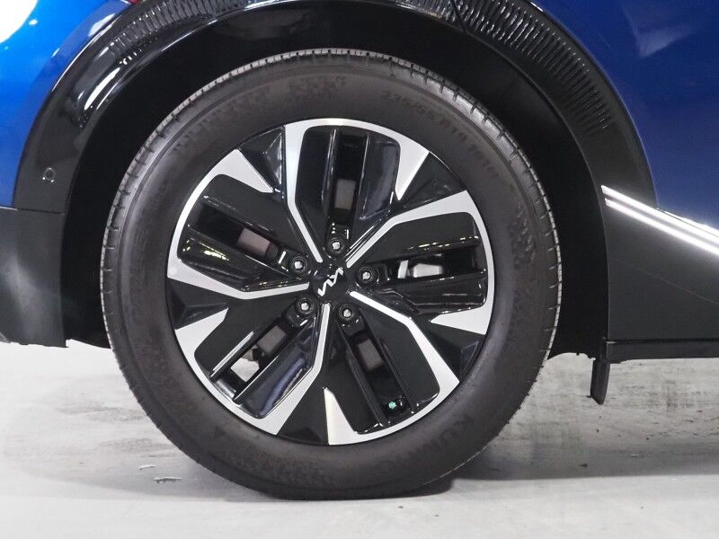 2024 Kia EV6 Wind *NAVIGATION, SAFETY ALERTS, ADAPTIVE CRUISE, 360 VIEW CAMERAS, DIGITAL COCKPIT, VEGAN LEATHER, CLIMATE SEATS, WIRELESS CHARING, MERIDIAN AUDIO, ANDROID & APPLE Round Rock TX