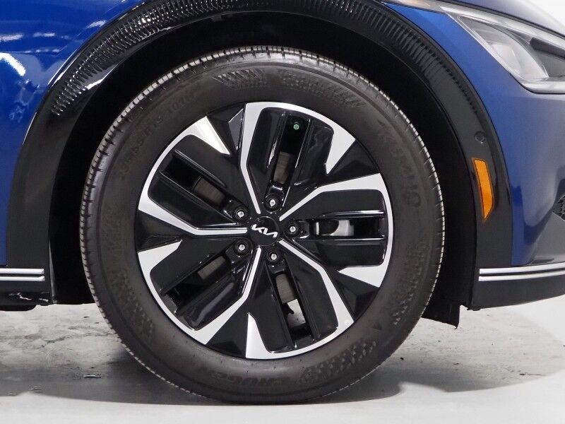 2024 Kia EV6 Wind *NAVIGATION, SAFETY ALERTS, ADAPTIVE CRUISE, 360 VIEW CAMERAS, DIGITAL COCKPIT, VEGAN LEATHER, CLIMATE SEATS, WIRELESS CHARING, MERIDIAN AUDIO, ANDROID & APPLE Round Rock TX