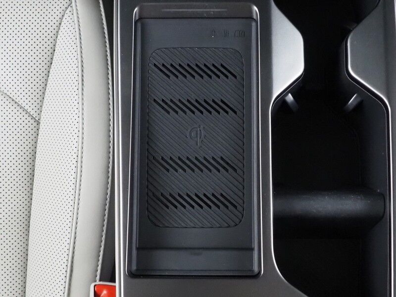 2024 Kia EV6 Wind *NAVIGATION, SAFETY ALERTS, ADAPTIVE CRUISE, 360 VIEW CAMERAS, DIGITAL COCKPIT, VEGAN LEATHER, CLIMATE SEATS, WIRELESS CHARING, MERIDIAN AUDIO, ANDROID & APPLE Round Rock TX