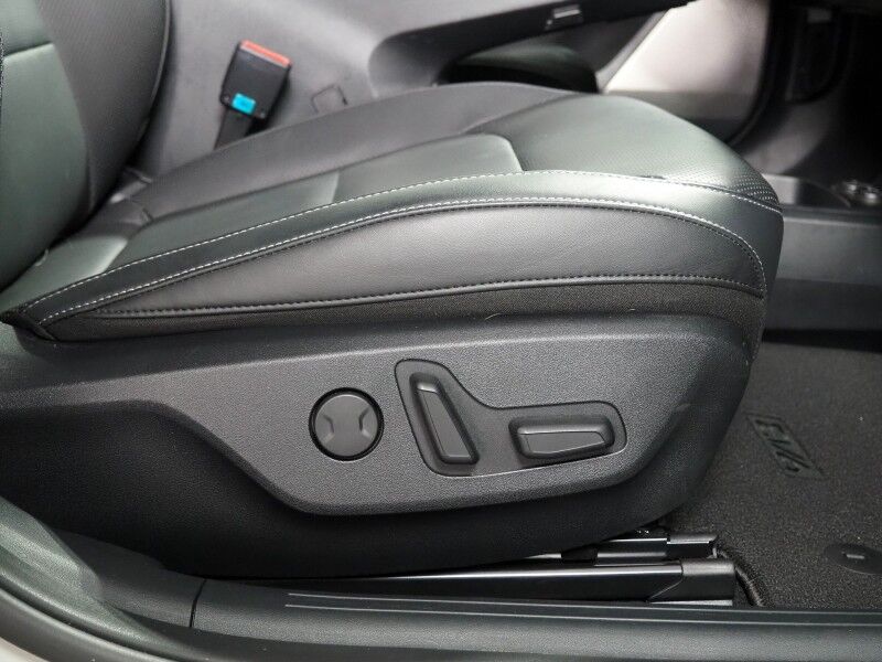 2024 Kia EV6 Wind *NAVIGATION, SAFETY ALERTS, ADAPTIVE CRUISE, 360 VIEW CAMERAS, DIGITAL COCKPIT, VEGAN LEATHER, CLIMATE SEATS, WIRELESS CHARING, MERIDIAN AUDIO, ANDROID & APPLE Round Rock TX