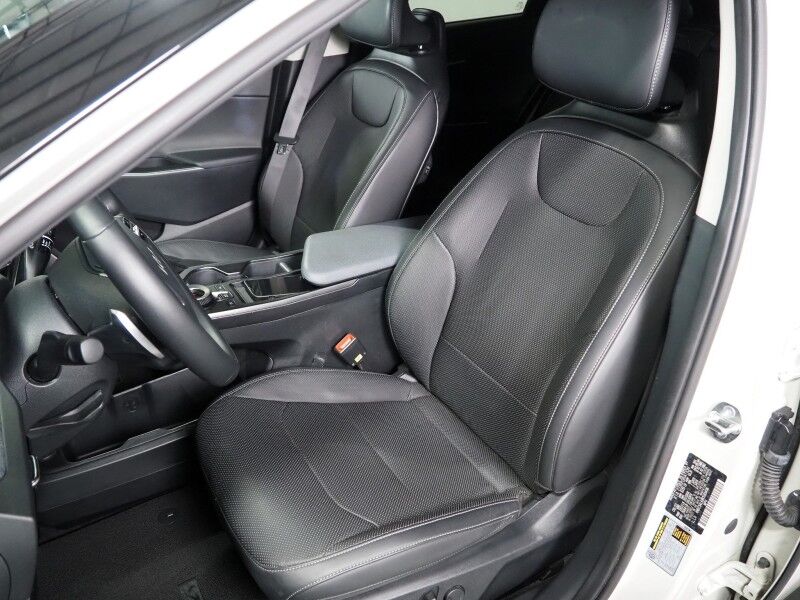 2024 Kia EV6 Wind *NAVIGATION, SAFETY ALERTS, ADAPTIVE CRUISE, 360 VIEW CAMERAS, DIGITAL COCKPIT, VEGAN LEATHER, CLIMATE SEATS, WIRELESS CHARING, MERIDIAN AUDIO, ANDROID & APPLE Round Rock TX