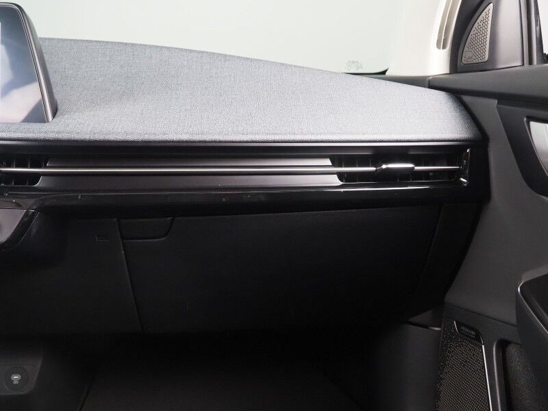 2024 Kia EV6 Wind *NAVIGATION, SAFETY ALERTS, ADAPTIVE CRUISE, 360 VIEW CAMERAS, DIGITAL COCKPIT, VEGAN LEATHER, CLIMATE SEATS, WIRELESS CHARING, MERIDIAN AUDIO, ANDROID & APPLE Round Rock TX