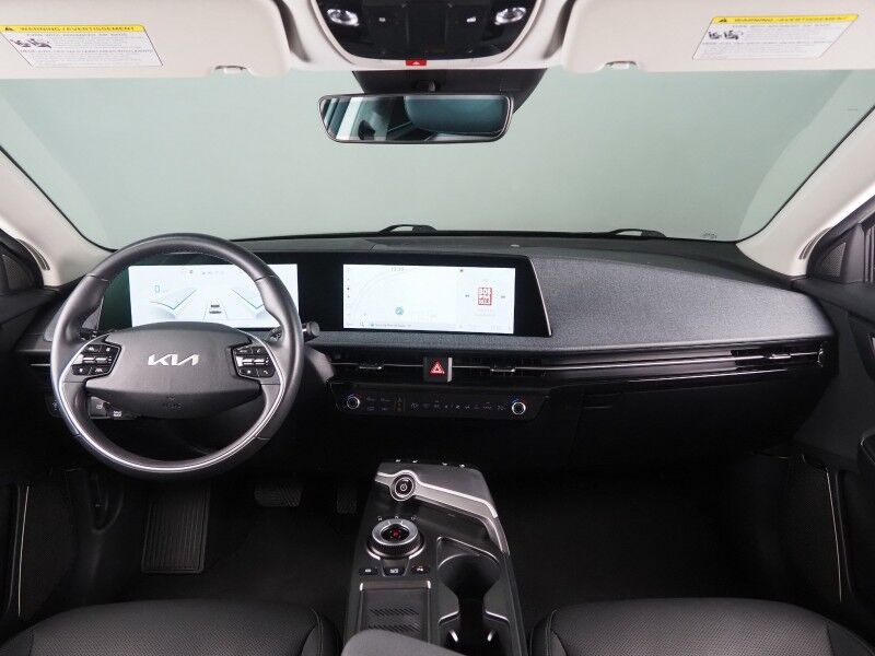 2024 Kia EV6 Wind RWD *NAVIGATION, SAFETY ALERTS, ADAPTIVE CRUISE, 360 VIEW CAMERAS, DIGITAL COCKPIT, VEGAN LEATHER, CLIMATE SEATS, WIRELESS CHARGING, MERIDIAN AUDIO, ANDROID & APPLE