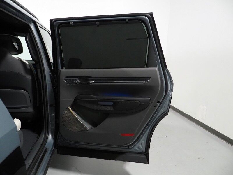 2024 Kia EV9 GT-Line AWD *HEADS-UP DISPLAY, NAVIGATION, SAFETY ALERTS, ADAPTIVE CRUISE, 360 VIEW CAMERAS, PANO MOONROOF, LEATHER, CLIMATE SEATS, HEATED STEERING, 2ND ROW CAPTAINS, MERIDIAN AUDIO, 21 INCH WHEELS, APPLE CARPLAY Round Rock TX