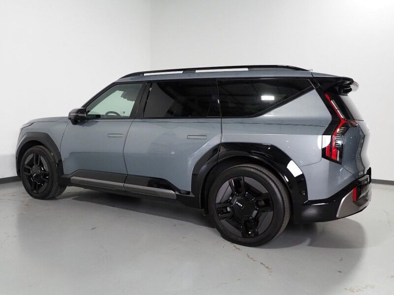 2024 Kia EV9 GT-Line AWD *HEADS-UP DISPLAY, NAVIGATION, SAFETY ALERTS, ADAPTIVE CRUISE, 360 VIEW CAMERAS, PANO MOONROOF, LEATHER, CLIMATE SEATS, HEATED STEERING, 2ND ROW CAPTAINS, MERIDIAN AUDIO, 21 INCH WHEELS, APPLE CARPLAY Round Rock TX