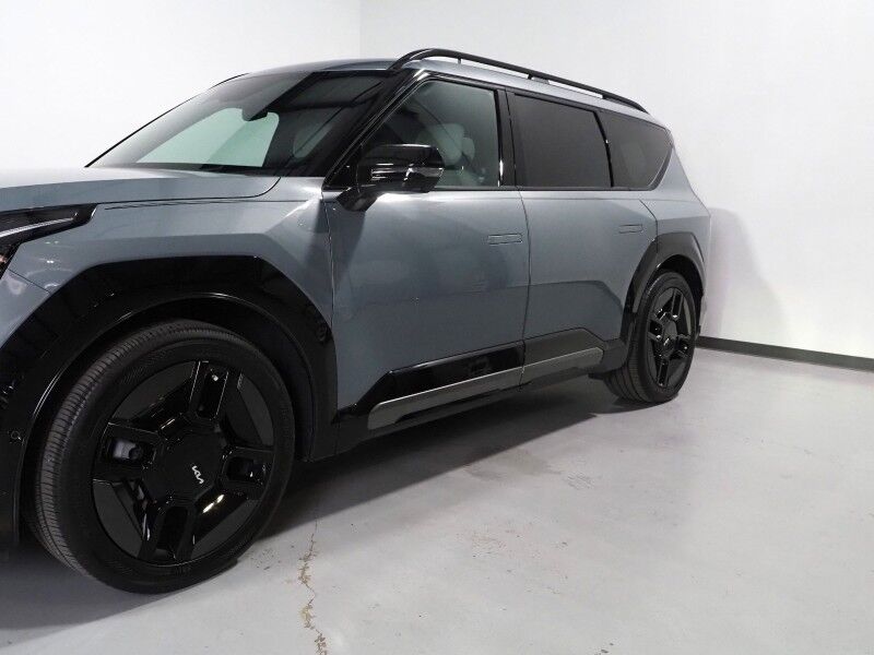 2024 Kia EV9 GT-Line AWD *HEADS-UP DISPLAY, NAVIGATION, SAFETY ALERTS, ADAPTIVE CRUISE, 360 VIEW CAMERAS, PANO MOONROOF, LEATHER, CLIMATE SEATS, HEATED STEERING, 2ND ROW CAPTAINS, MERIDIAN AUDIO, 21 INCH WHEELS, APPLE CARPLAY Round Rock TX