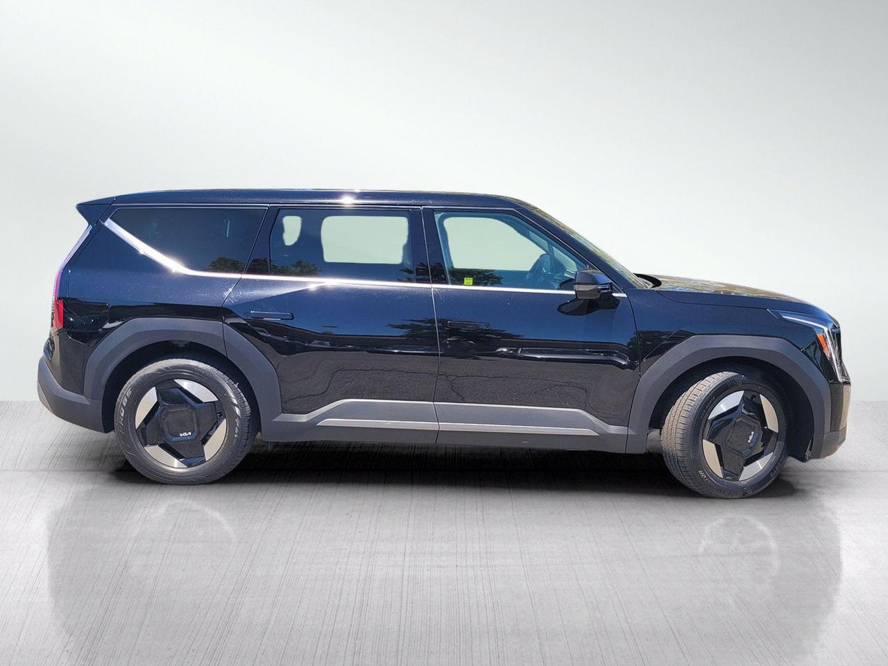 2024 Kia EV9 LIGHT LONG RANGE