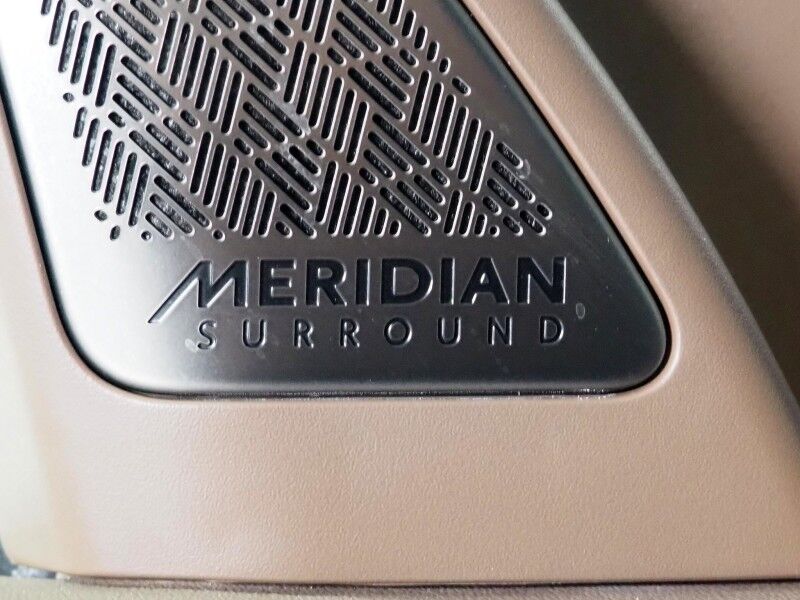 2024 Kia EV9 Land AWD *NAVIGATION, SAFETY ALERTS, ADAPTIVE CRUISE, 360 VIEW CAMERAS, PANORAMA MOONROOF, CLIMATE SEATS, HEATED STEERING, 2ND ROW CAPTAINS, LAND RELAXATION PKG, MERIDIAN AUDIO, 20 INCH WHEELS, ANDROID & APPLE Round Rock TX