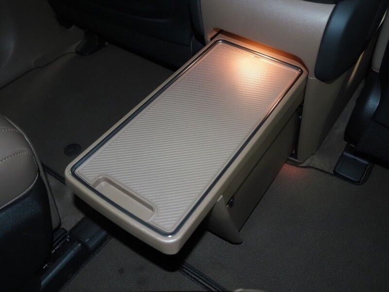 2024 Kia EV9 Land AWD *NAVIGATION, SAFETY ALERTS, ADAPTIVE CRUISE, 360 VIEW CAMERAS, PANORAMA MOONROOF, CLIMATE SEATS, HEATED STEERING, 2ND ROW CAPTAINS, LAND RELAXATION PKG, MERIDIAN AUDIO, 20 INCH WHEELS, ANDROID & APPLE Round Rock TX