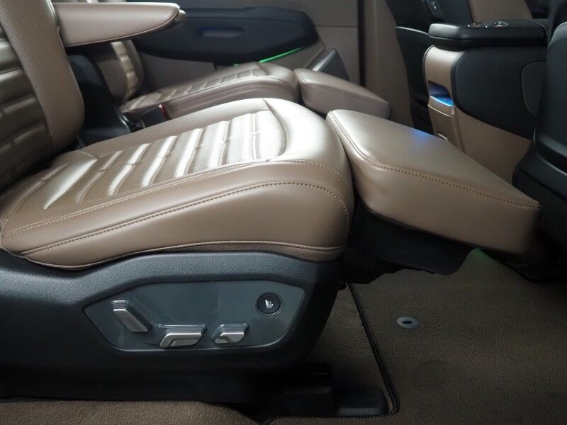 2024 Kia EV9 Land AWD *NAVIGATION, SAFETY ALERTS, ADAPTIVE CRUISE, 360 VIEW CAMERAS, PANORAMA MOONROOF, CLIMATE SEATS, HEATED STEERING, 2ND ROW CAPTAINS, LAND RELAXATION PKG, MERIDIAN AUDIO, 20 INCH WHEELS, ANDROID & APPLE Round Rock TX