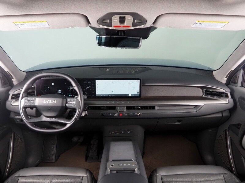 2024 Kia EV9 Land AWD *NAVIGATION, SAFETY ALERTS, ADAPTIVE CRUISE, 360 VIEW CAMERAS, PANORAMA MOONROOF, CLIMATE SEATS, HEATED STEERING, 2ND ROW CAPTAINS, LAND RELAXATION PKG, MERIDIAN AUDIO, 20 INCH WHEELS, ANDROID & APPLE