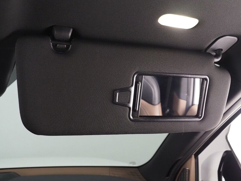 2024 Kia EV9 Land AWD *NAVIGATION, SAFETY ALERTS, ADAPTIVE CRUISE, 360 VIEW CAMERAS, PANORAMA MOONROOF, CLIMATE SEATS, HEATED STEERING, 2ND ROW CAPTAINS, MERIDIAN AUDIO, 20 INCH WHEELS, APPLE CARPLAY Round Rock TX