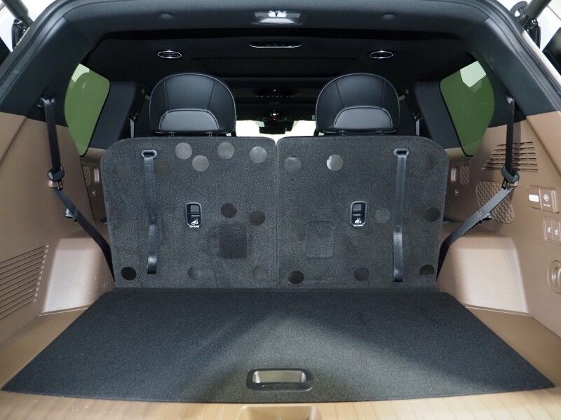 2024 Kia EV9 Land AWD *NAVIGATION, SAFETY ALERTS, ADAPTIVE CRUISE, 360 VIEW CAMERAS, PANORAMA MOONROOF, CLIMATE SEATS, HEATED STEERING, 2ND ROW CAPTAINS, MERIDIAN AUDIO, 20 INCH WHEELS, APPLE CARPLAY Round Rock TX