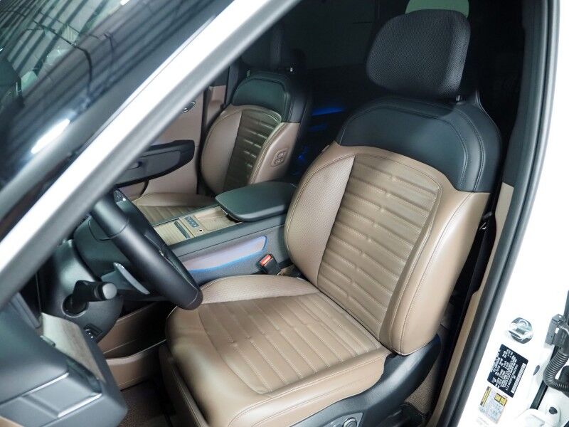 2024 Kia EV9 Land AWD *NAVIGATION, SAFETY ALERTS, ADAPTIVE CRUISE, 360 VIEW CAMERAS, PANORAMA MOONROOF, CLIMATE SEATS, HEATED STEERING, 2ND ROW CAPTAINS, MERIDIAN AUDIO, 20 INCH WHEELS, APPLE CARPLAY Round Rock TX