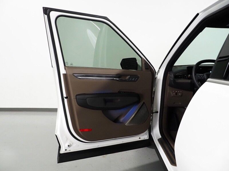 2024 Kia EV9 Land AWD *NAVIGATION, SAFETY ALERTS, ADAPTIVE CRUISE, 360 VIEW CAMERAS, PANORAMA MOONROOF, CLIMATE SEATS, HEATED STEERING, 2ND ROW CAPTAINS, MERIDIAN AUDIO, 20 INCH WHEELS, APPLE CARPLAY Round Rock TX