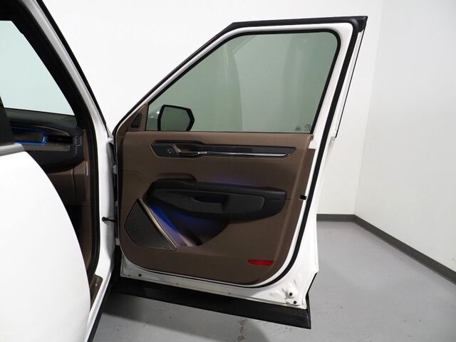 2024 Kia EV9 Land AWD *NAVIGATION, SAFETY ALERTS, ADAPTIVE CRUISE, 360 VIEW CAMERAS, PANORAMA MOONROOF, CLIMATE SEATS, HEATED STEERING, 2ND ROW CAPTAINS, MERIDIAN AUDIO, 20 INCH WHEELS, APPLE CARPLAY Round Rock TX