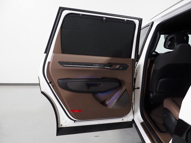 2024 Kia EV9 Land AWD *NAVIGATION, SAFETY ALERTS, ADAPTIVE CRUISE, 360 VIEW CAMERAS, PANORAMA MOONROOF, CLIMATE SEATS, HEATED STEERING, 2ND ROW CAPTAINS, MERIDIAN AUDIO, 20 INCH WHEELS, APPLE CARPLAY Round Rock TX