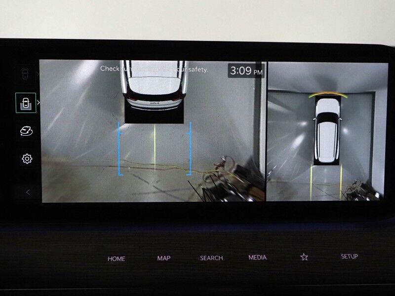 2024 Kia EV9 Land AWD *NAVIGATION, SAFETY ALERTS, ADAPTIVE CRUISE, 360 VIEW CAMERAS, PANORAMA MOONROOF, CLIMATE SEATS, HEATED STEERING, 2ND ROW CAPTAINS, MERIDIAN AUDIO, 20 INCH WHEELS, APPLE CARPLAY Round Rock TX