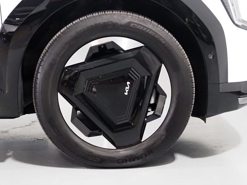 2024 Kia EV9 Land AWD *NAVIGATION, SAFETY ALERTS, ADAPTIVE CRUISE, 360 VIEW CAMERAS, PANORAMA MOONROOF, CLIMATE SEATS, HEATED STEERING, 2ND ROW CAPTAINS, MERIDIAN AUDIO, 20 INCH WHEELS, APPLE CARPLAY Round Rock TX