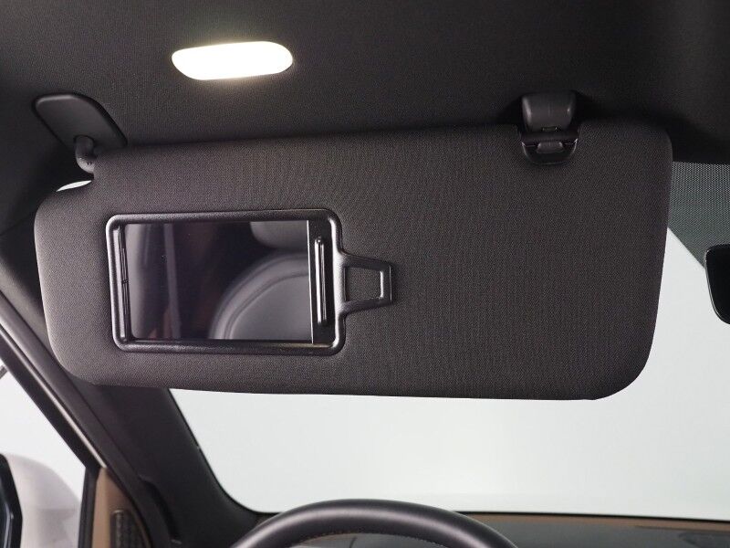 2024 Kia EV9 Land AWD *NAVIGATION, SAFETY ALERTS, ADAPTIVE CRUISE, 360 VIEW CAMERAS, PANORAMA MOONROOF, CLIMATE SEATS, HEATED STEERING, 2ND ROW CAPTAINS, MERIDIAN AUDIO, 20 INCH WHEELS, APPLE CARPLAY Round Rock TX