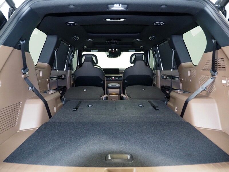 2024 Kia EV9 Land AWD *NAVIGATION, SAFETY ALERTS, ADAPTIVE CRUISE, 360 VIEW CAMERAS, PANORAMA MOONROOF, CLIMATE SEATS, HEATED STEERING, 2ND ROW CAPTAINS, MERIDIAN AUDIO, 20 INCH WHEELS, APPLE CARPLAY Round Rock TX