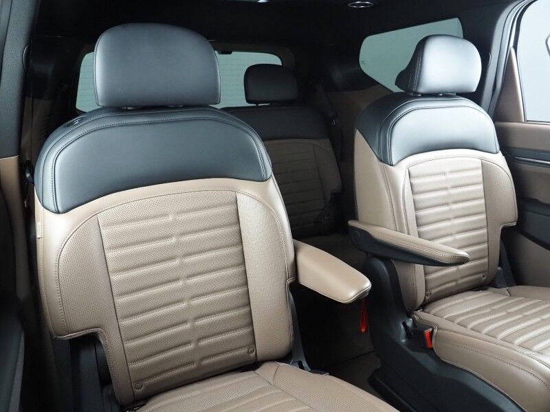 2024 Kia EV9 Land AWD *NAVIGATION, SAFETY ALERTS, ADAPTIVE CRUISE, 360 VIEW CAMERAS, PANORAMA MOONROOF, CLIMATE SEATS, HEATED STEERING, 2ND ROW CAPTAINS, MERIDIAN AUDIO, 20 INCH WHEELS, APPLE CARPLAY Round Rock TX