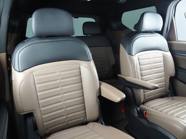 2024 Kia EV9 Land AWD *NAVIGATION, SAFETY ALERTS, ADAPTIVE CRUISE, 360 VIEW CAMERAS, PANORAMA MOONROOF, CLIMATE SEATS, HEATED STEERING, 2ND ROW CAPTAINS, MERIDIAN AUDIO, 20 INCH WHEELS, APPLE CARPLAY Round Rock TX