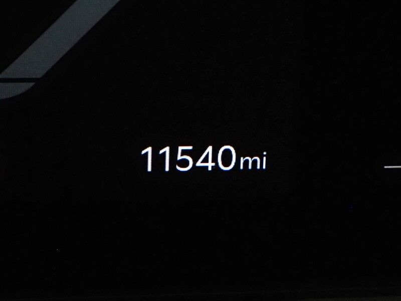 2024 Kia EV9 Land AWD *NAVIGATION, SAFETY ALERTS, ADAPTIVE CRUISE, 360 VIEW CAMERAS, PANORAMA MOONROOF, CLIMATE SEATS, HEATED STEERING, 2ND ROW CAPTAINS, MERIDIAN AUDIO, 20 INCH WHEELS, APPLE CARPLAY Round Rock TX