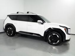 2024_Kia_EV9 Land AWD_*NAVIGATION, SAFETY ALERTS, ADAPTIVE CRUISE, 360 VIEW CAMERAS, PANORAMA MOONROOF, CLIMATE SEATS, HEATED STEERING, 2ND ROW CAPTAINS, MERIDIAN AUDIO, 20 INCH WHEELS, APPLE CARPLAY_ Round Rock TX